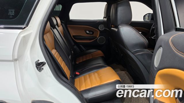 Land Rover Range Rover Evoque 2018 — photo 17