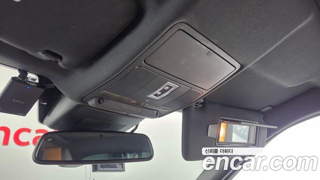 Land Rover Range Rover Evoque 2018 — photo 32