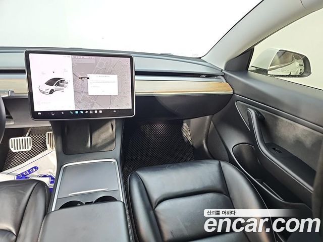 Tesla Model 3 2021 — photo 10