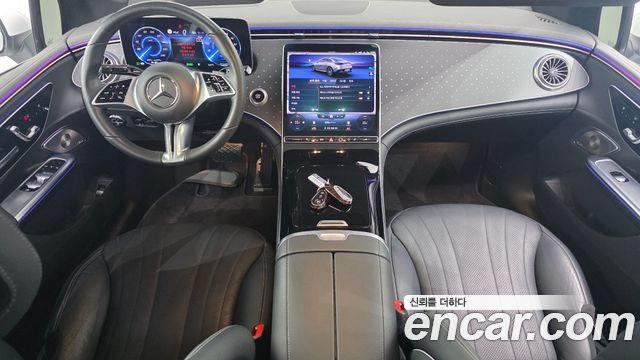 Mercedes-Benz EQE 2023 — photo 10
