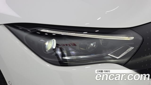 Mercedes-Benz EQE 2023 — photo 8