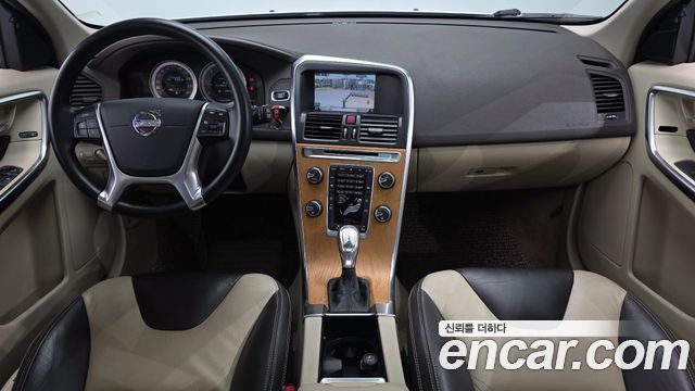 Volvo XC60 2013 — photo 10