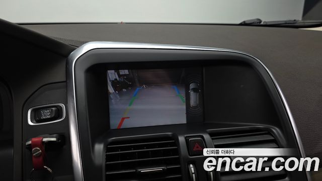 Volvo XC60 2013 — photo 22