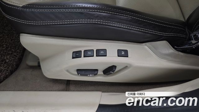 Volvo XC60 2013 — photo 34