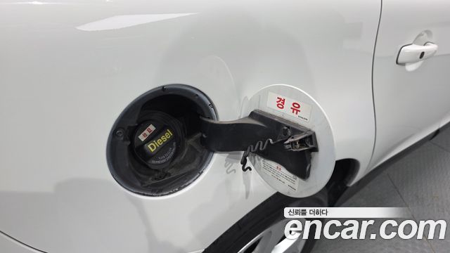 Volvo XC60 2013 — photo 36
