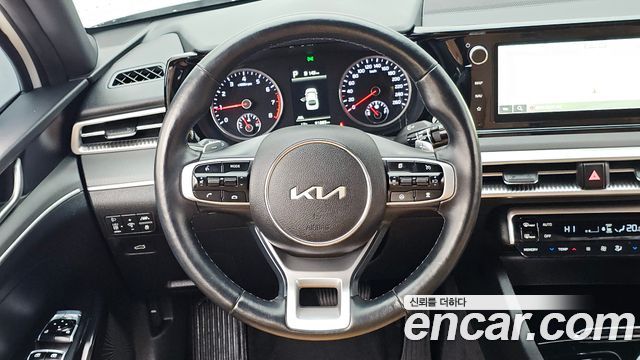 Kia K5 2023 — photo 13