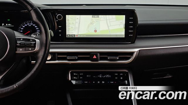 Kia K5 2023 — photo 14