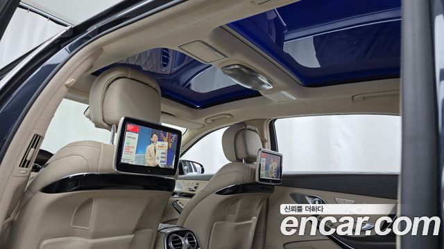 Mercedes-Benz S-Class 2015 — photo 18