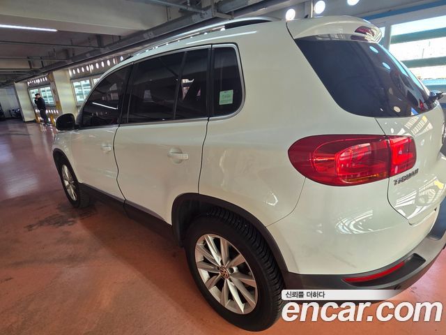 Volkswagen Tiguan 2016 — photo 2