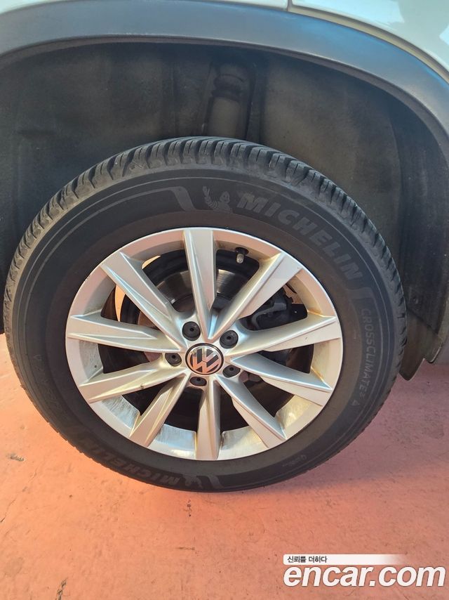 Volkswagen Tiguan 2016 — photo 5