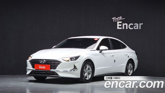 Hyundai Sonata 2023 — photo 1
