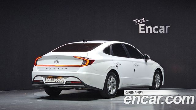 Hyundai Sonata 2023 — photo 2