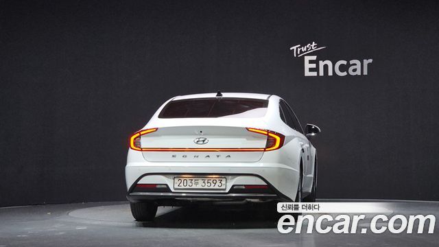 Hyundai Sonata 2023 — photo 4