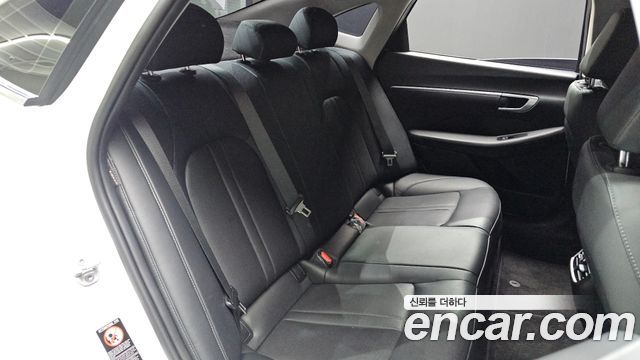Hyundai Sonata 2023 — photo 22