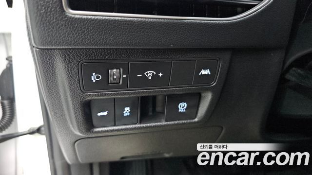 Hyundai Sonata 2023 — photo 25