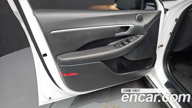 Hyundai Sonata 2023 — photo 14