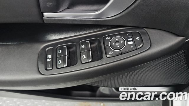 Hyundai Sonata 2023 — photo 27