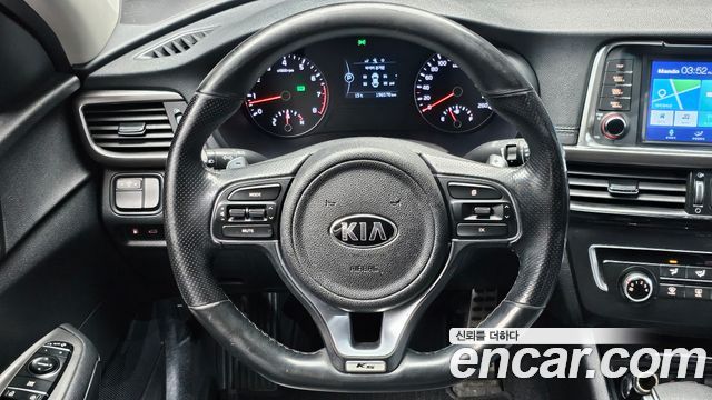 Kia K5 2016 — photo 13