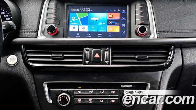 Kia K5 2016 — photo 14