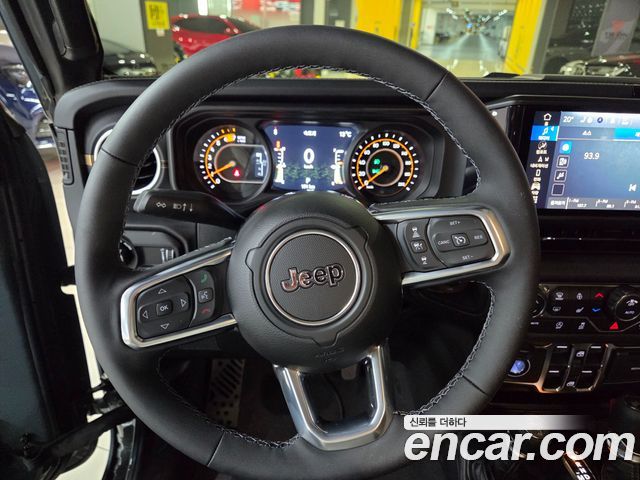 Jeep Wrangler 2026 — photo 9