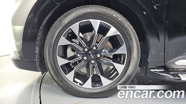 Kia Canival 2022 — photo 5