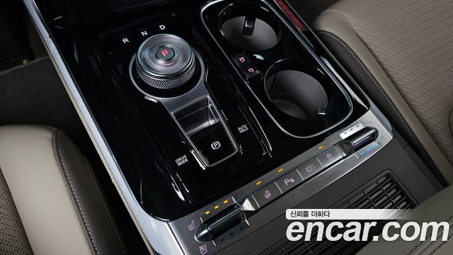 Kia Canival 2022 — photo 9