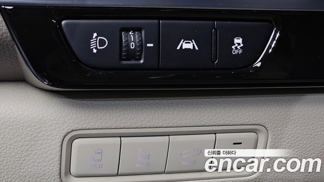 Kia Canival 2022 — photo 13