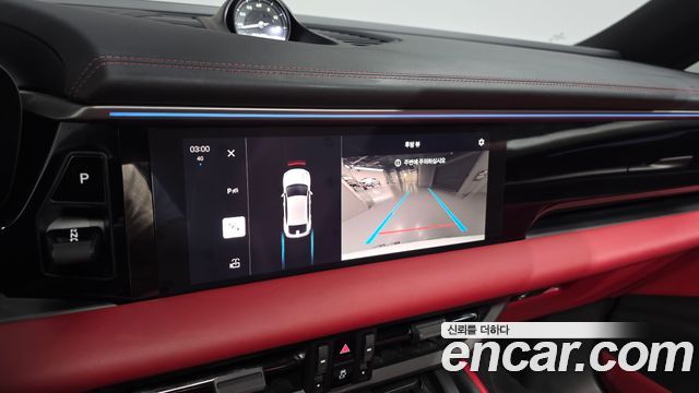 Porsche Macan 2025 — photo 20