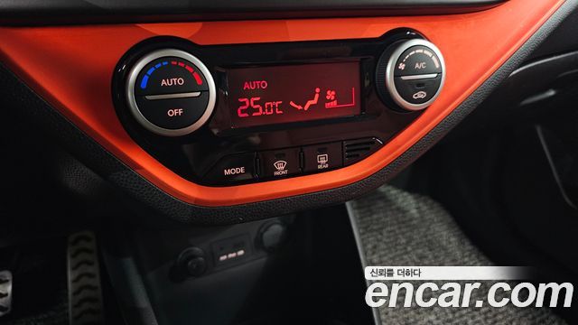 Kia morning 2013 — photo 17