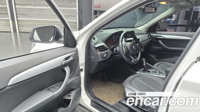 BMW X1 2016 — photo 10