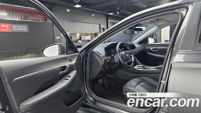 Hyundai Sonata 2021 — photo 13