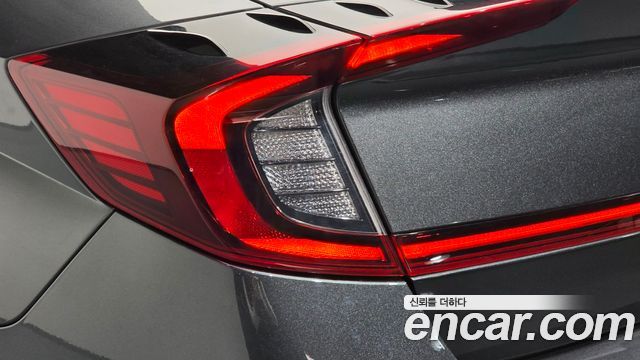 Hyundai Sonata 2021 — photo 9