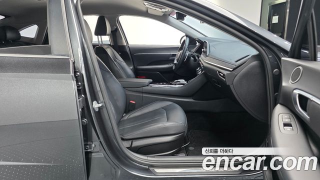 Hyundai Sonata 2021 — photo 16