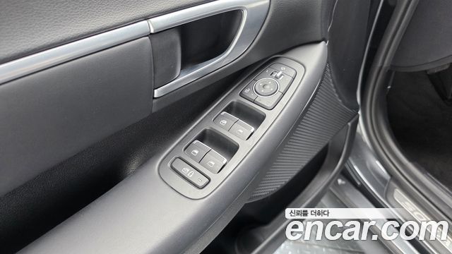 Hyundai Sonata 2021 — photo 27