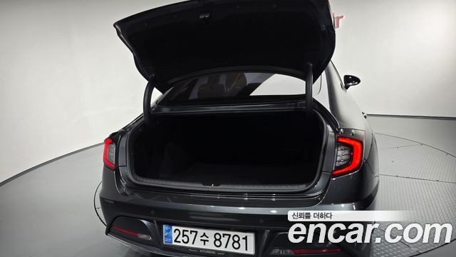 Hyundai Sonata 2021 — photo 31