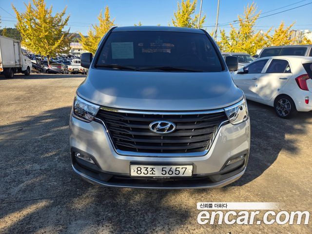 Hyundai Starex 2019 — photo 3