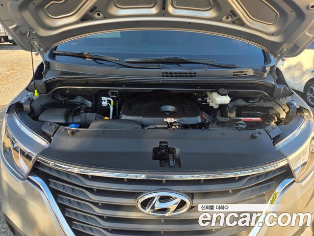 Hyundai Starex 2019 — photo 6