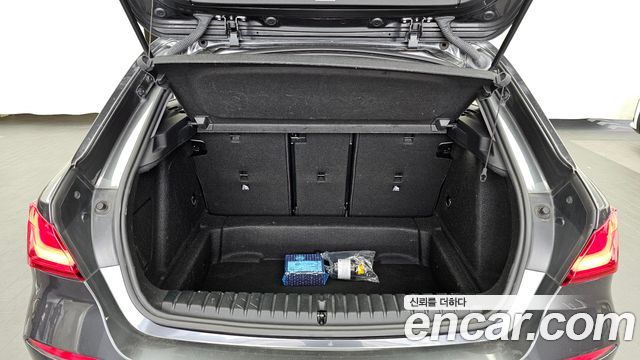 BMW 1-Series 2020 — photo 10