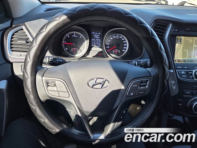 Hyundai Santafe 2015 — photo 7