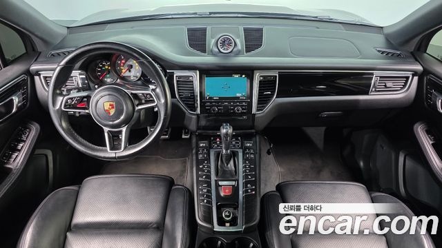 Porsche Macan 2014 — photo 10