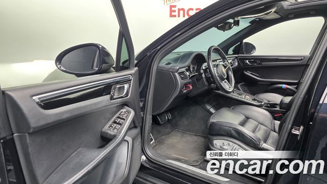 Porsche Macan 2014 — photo 13