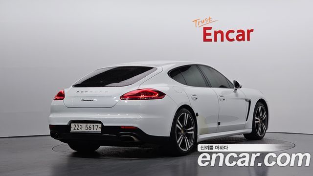 Porsche Panamera 2014 — photo 2
