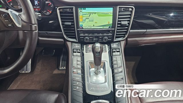 Porsche Panamera 2014 — photo 12