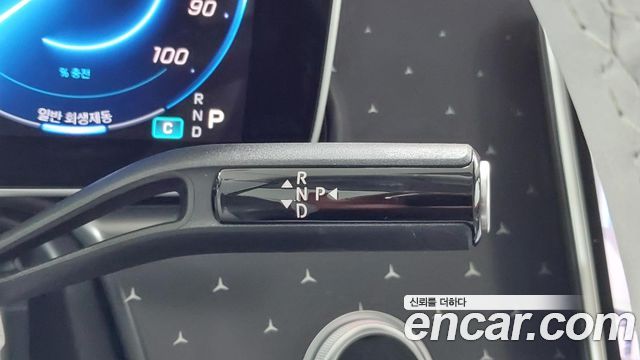 Mercedes-Benz EQE 2026 — photo 18