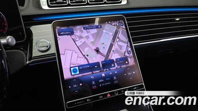 Mercedes-Benz S-Class 2023 — photo 21