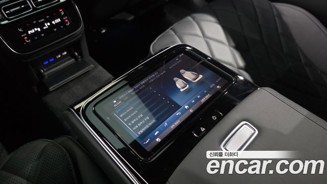 Mercedes-Benz S-Class 2023 — photo 30