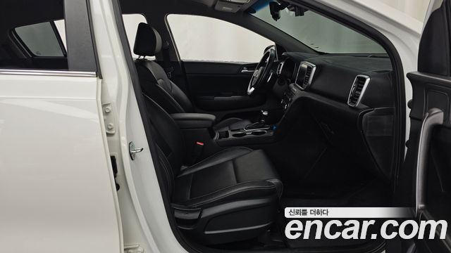 Kia Sportage 2019 — photo 16