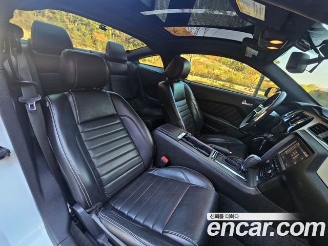 Ford Mustang 2014 — photo 10