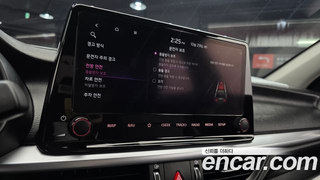 Kia K3 2023 — photo 23