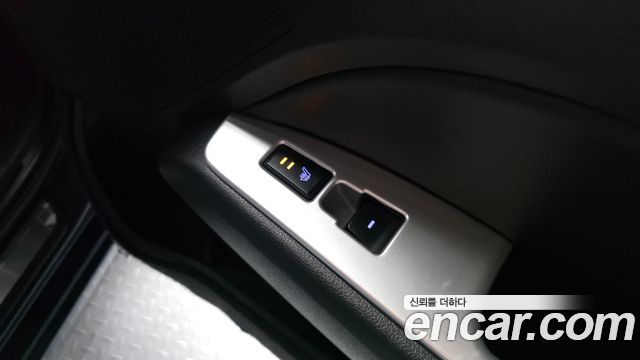Hyundai AVANTE 2016 — photo 25